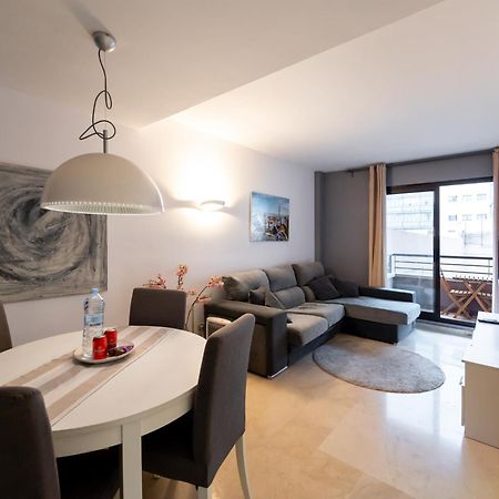 Comfy Downtown + Private Terrace Apartment บาร์เซโลนา ภายนอก รูปภาพ