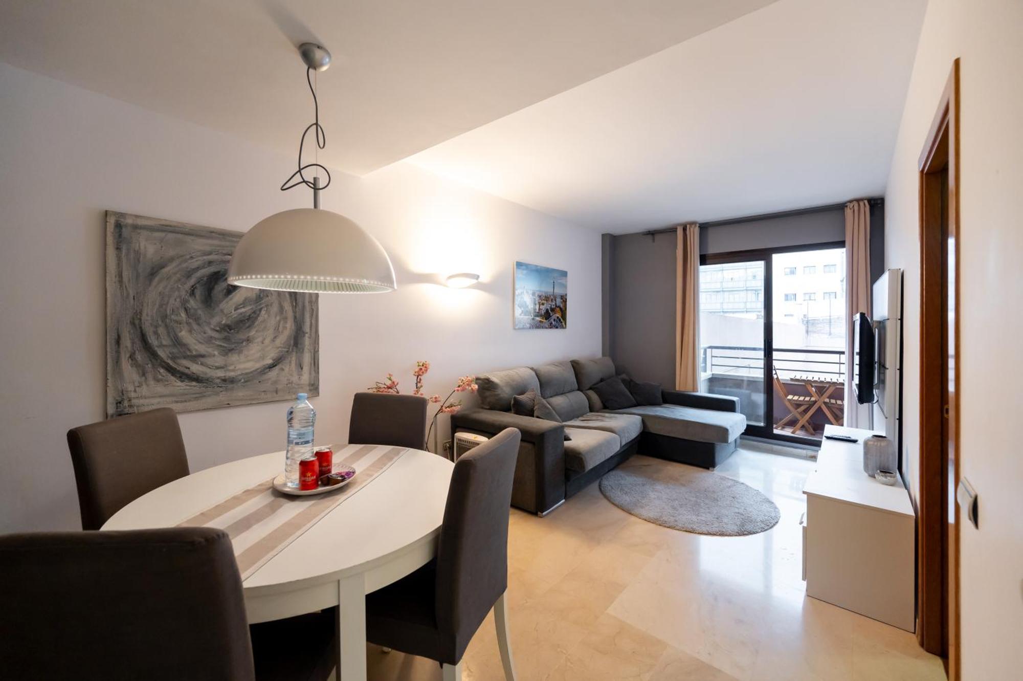 Comfy Downtown + Private Terrace Apartment บาร์เซโลนา ภายนอก รูปภาพ