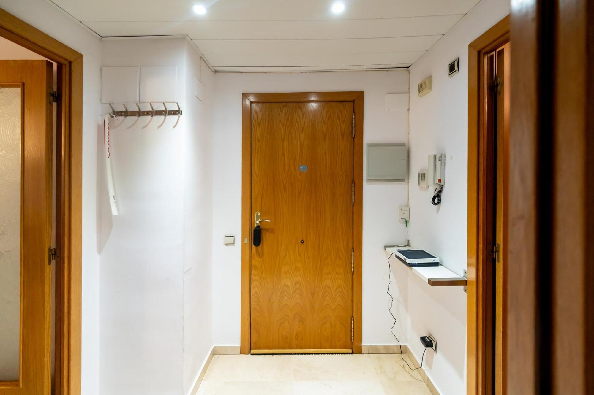Comfy Downtown + Private Terrace Apartment บาร์เซโลนา ภายนอก รูปภาพ